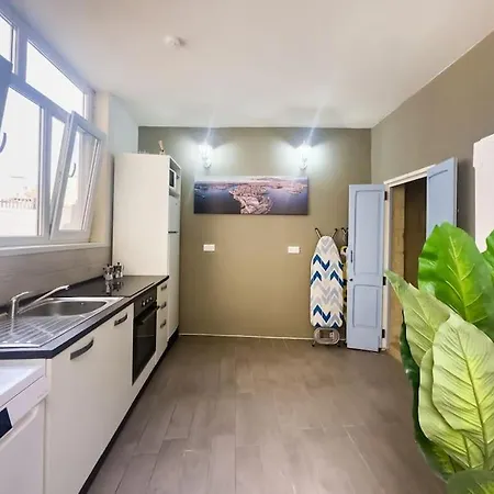 Stunning 1br With Private Terrace In Bormla By 360 Estates *