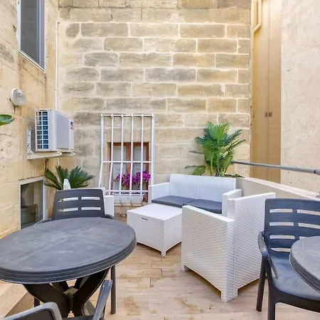 Lejlighed Stunning 1br With Private Terrace In Bormla By 360 Estates Cospicua
