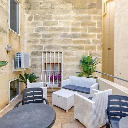 Appartement Stunning 1br With Private Terrace In Bormla By 360 Estates