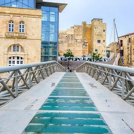 Appartement Stunning 1br With Private Terrace In Bormla By 360 Estates Cospicua