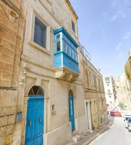 Stunning 1br With Private Terrace In Bormla By 360 Estates *