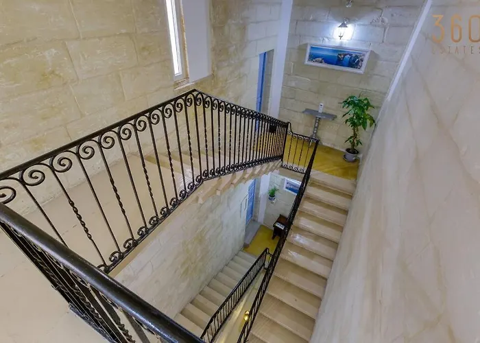 Stunning 1br With Private Terrace In Bormla By 360 Estates * Cospicua
