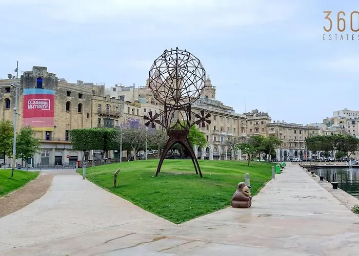 Stunning 1br With Private Terrace In Bormla By 360 Estates *