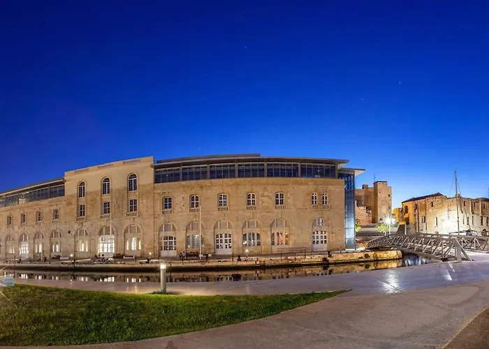 Stunning 1br With Private Terrace In Bormla By 360 Estates アパート