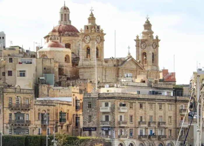 Stunning 1br With Private Terrace In Bormla By 360 Estates アパート *